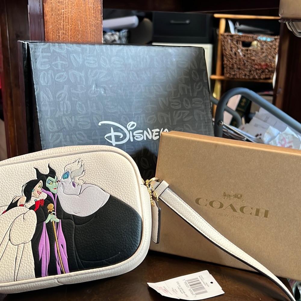Coach Disney Villians Crossbody bag